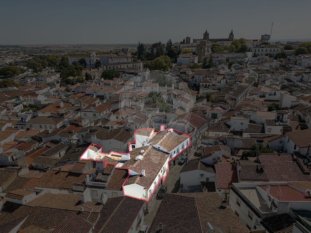 Building for sale in Evora, Portugal