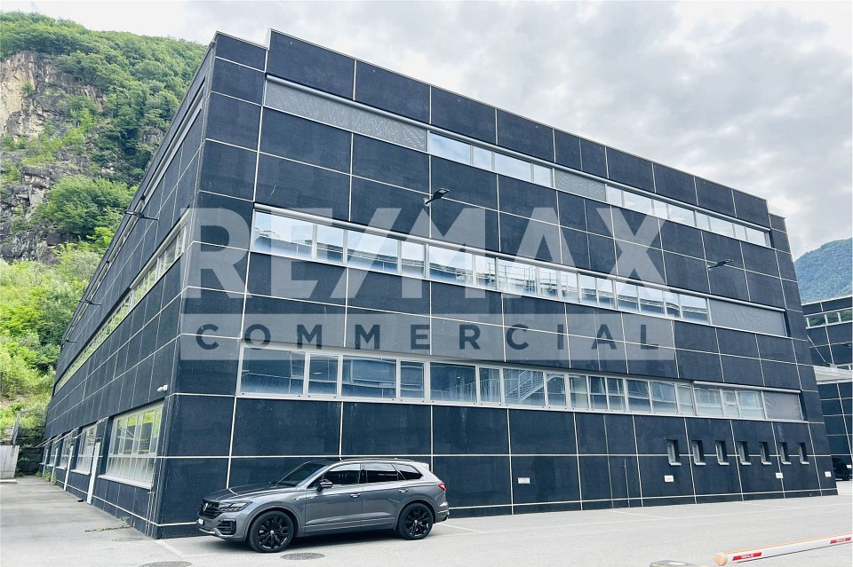 Geräumige Gewerbeflächen im Center CAST-CASTIONE