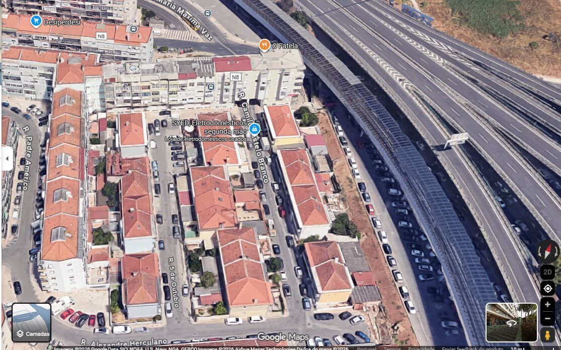 Sale of Building - Next to the Odivelas Metro