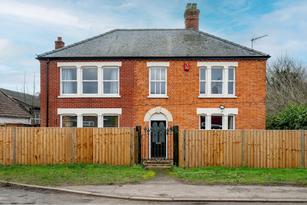 Detached House: for sale in Terrington St John Wisbech