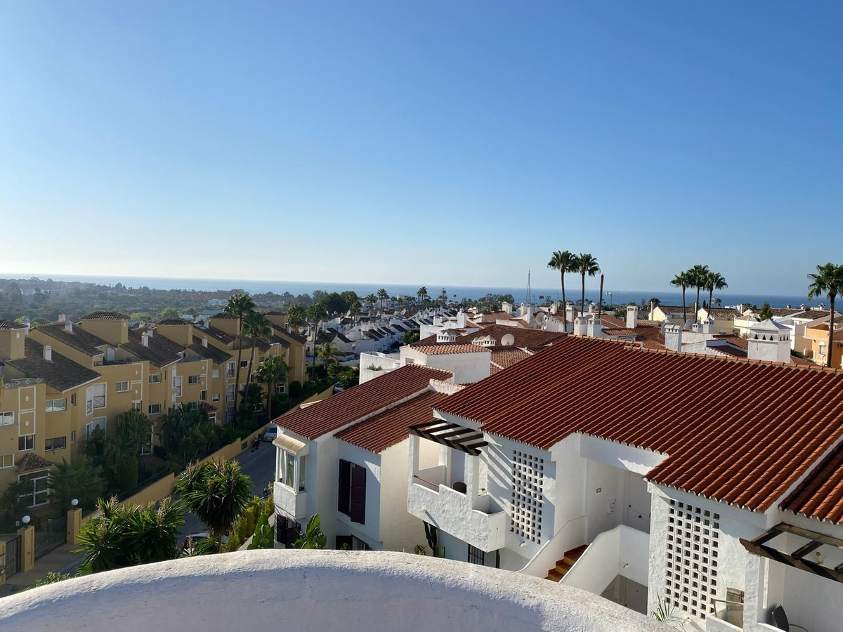 Condo for sale in Estepona (City), Spain