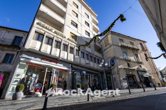 Building for sale, Corso Giuseppe Mazzini (Catanzaro, Italy)