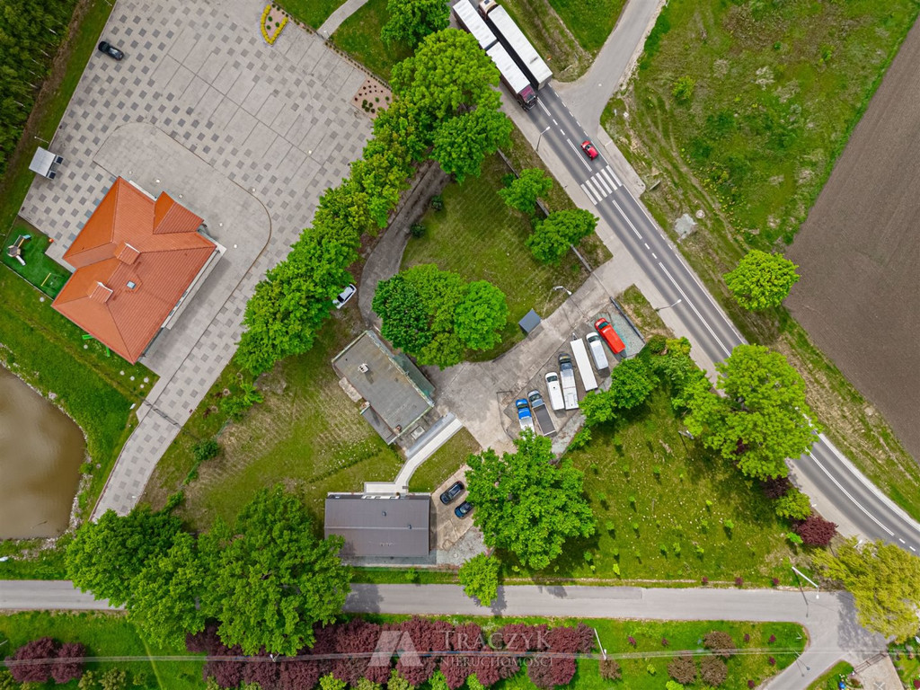 Building for sale, dolnośląskie wrocławski (Kobierzyce, Poland)