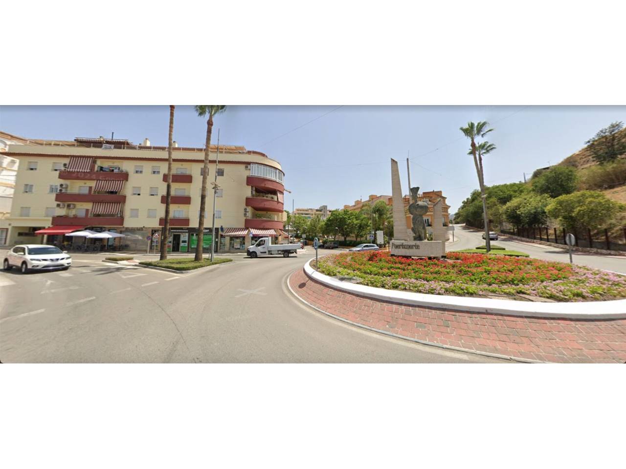 Building for sale in Coín