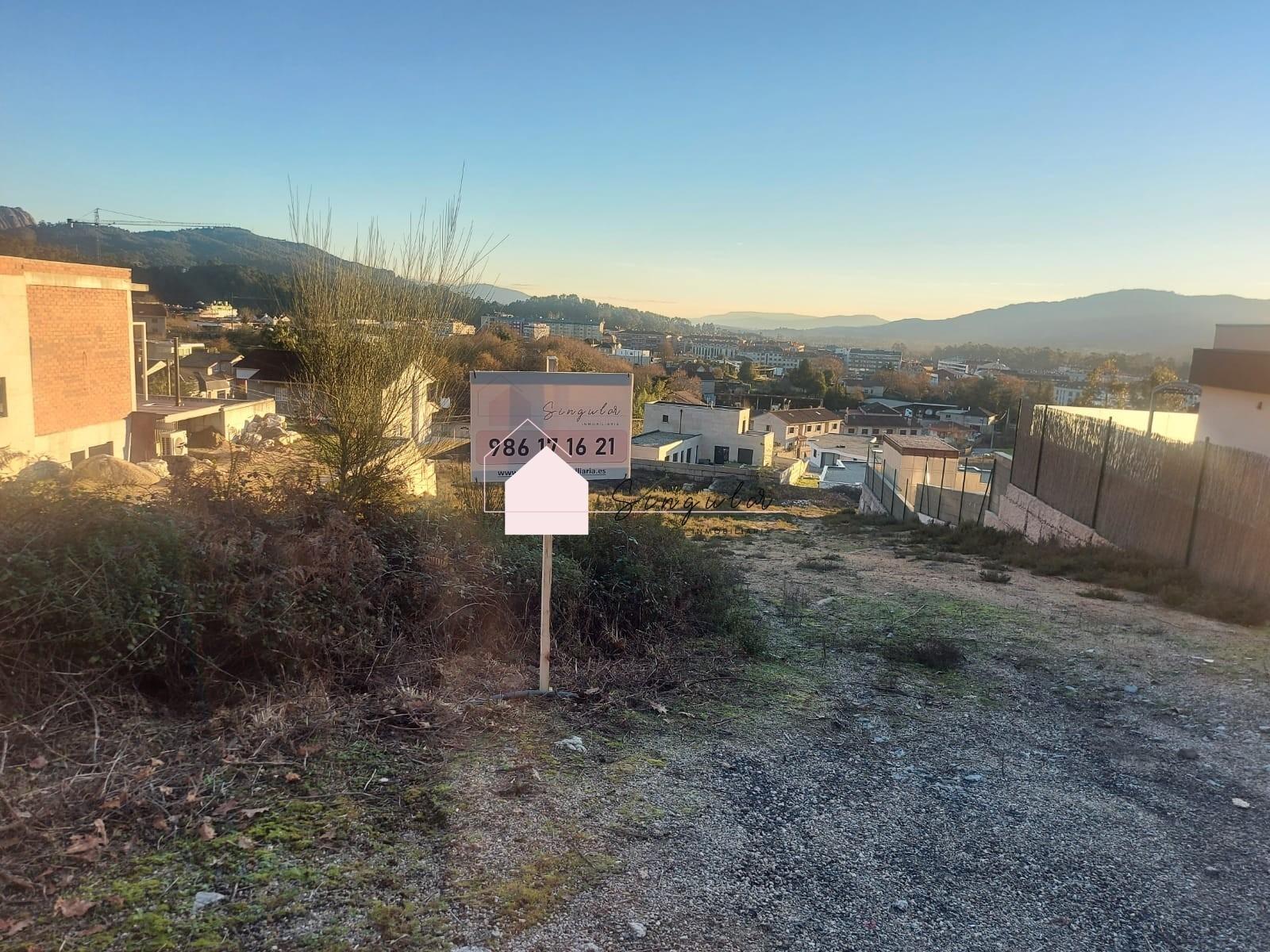 BUILD YOUR DREAM IN PORRIÑO