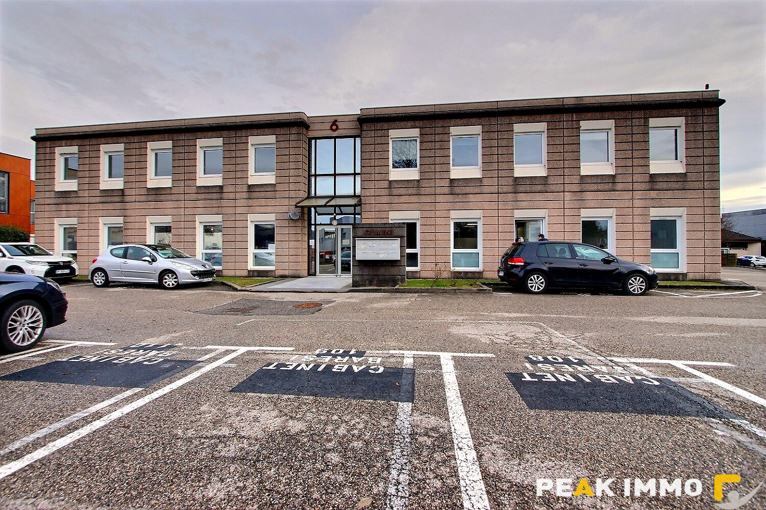 Offices - 90.72 m2 - MEYTHET