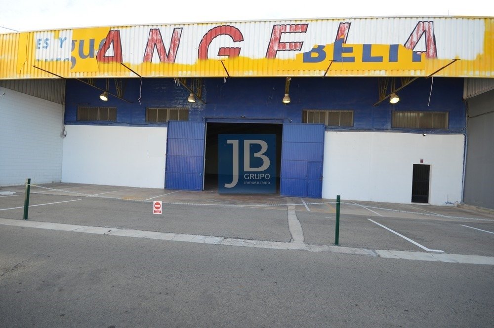 Building for sale in Xàtiva, Spain