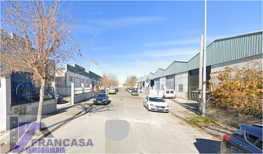 Commercial for sale in Malpartida de Cáceres, Spain