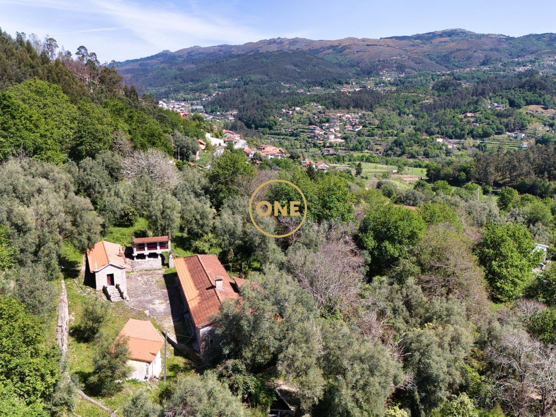 Farm with 10 hectares and Chapel