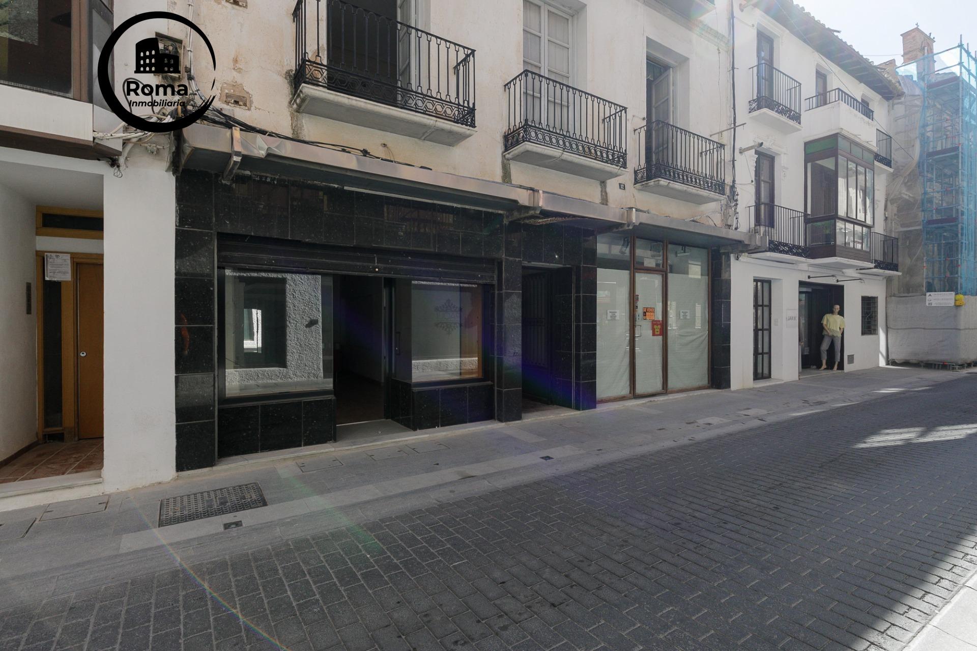 Building for Sale in Baza