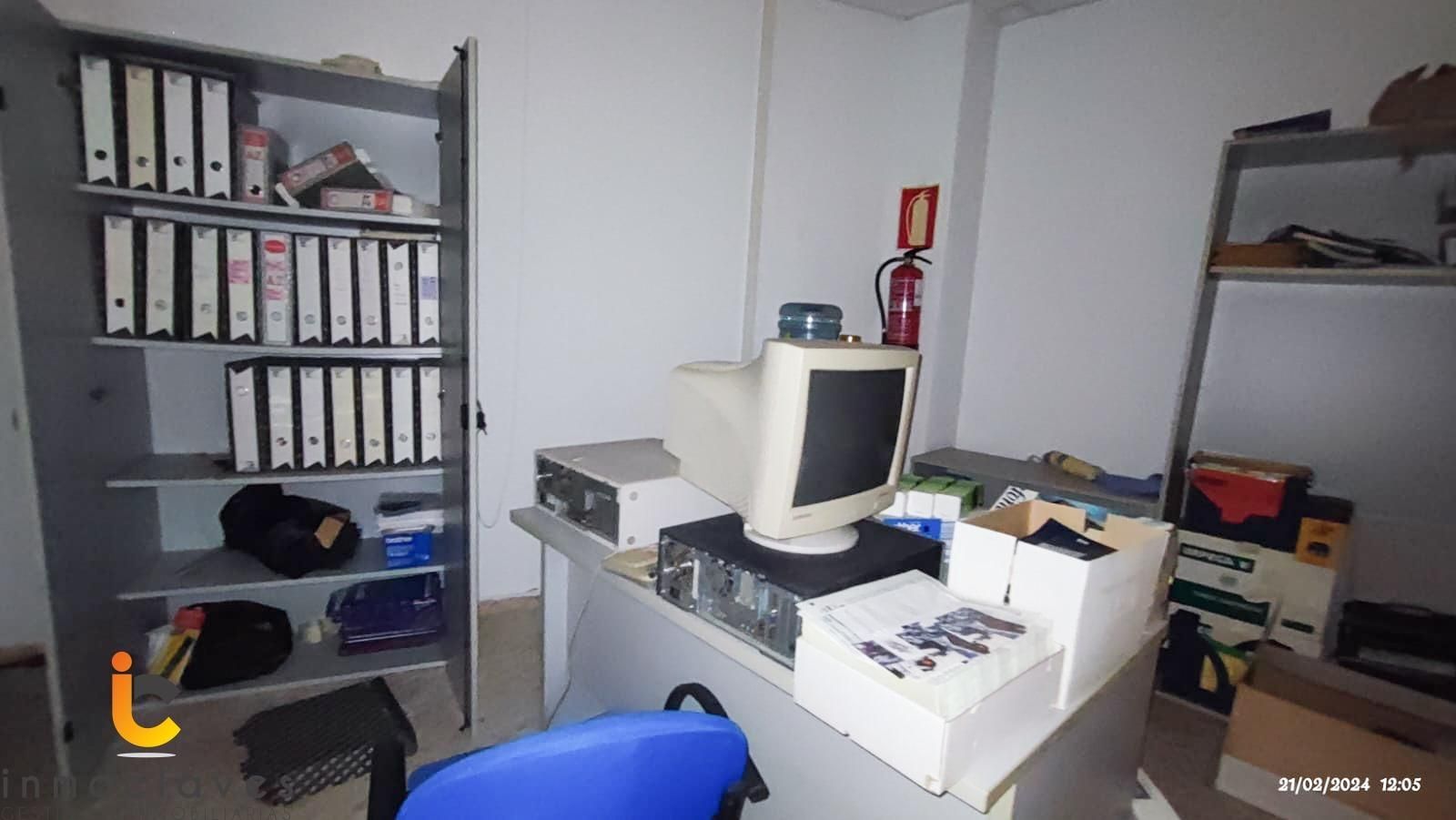 Commercial for sale in Algeciras, Spain