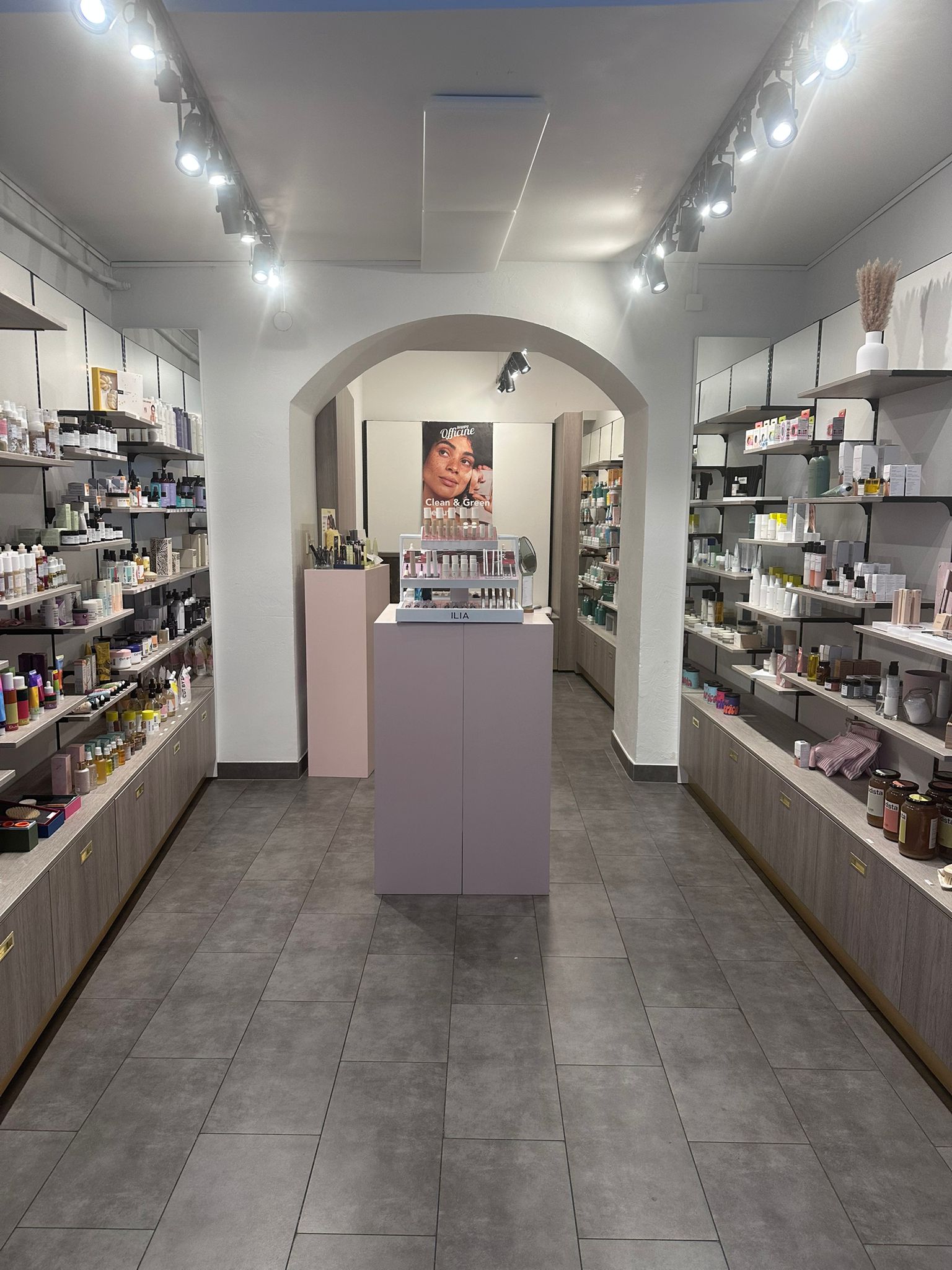 LAUSANNE – BUSINESS OPPORTUNITY