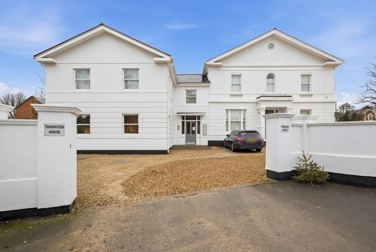 Apartment: for sale in Leamington Spa