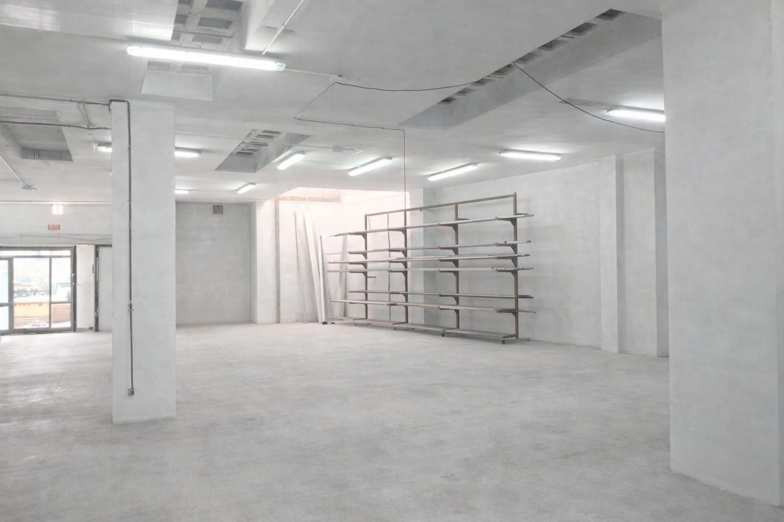 Commercial for sale in Inca, Spain