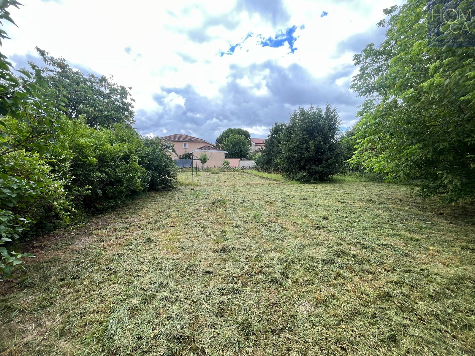 FOR SALE - IN EXCLUSIVITY - 69005 LYON - BUILDING PLOT OF 900 M2