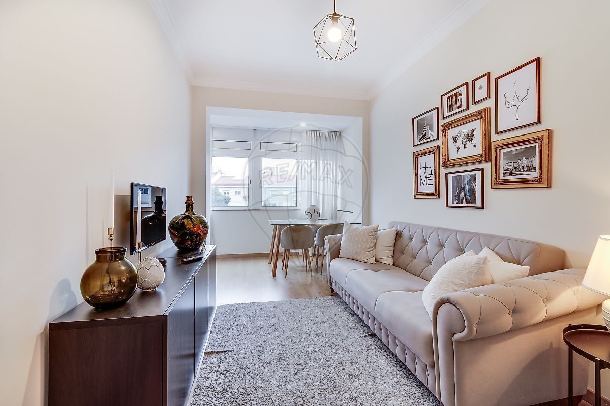 Condo for sale in Amadora, Portugal