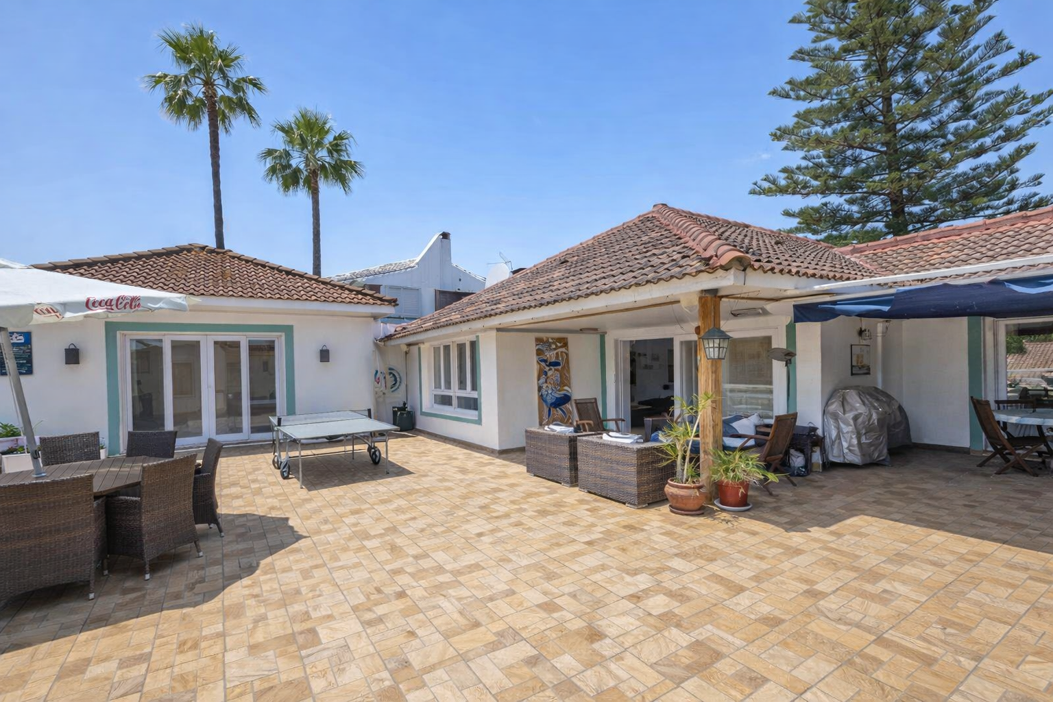 5-Bedroom Villa with Private Pool in Prime Sotogrande Costa – Walking Distance to the Beach