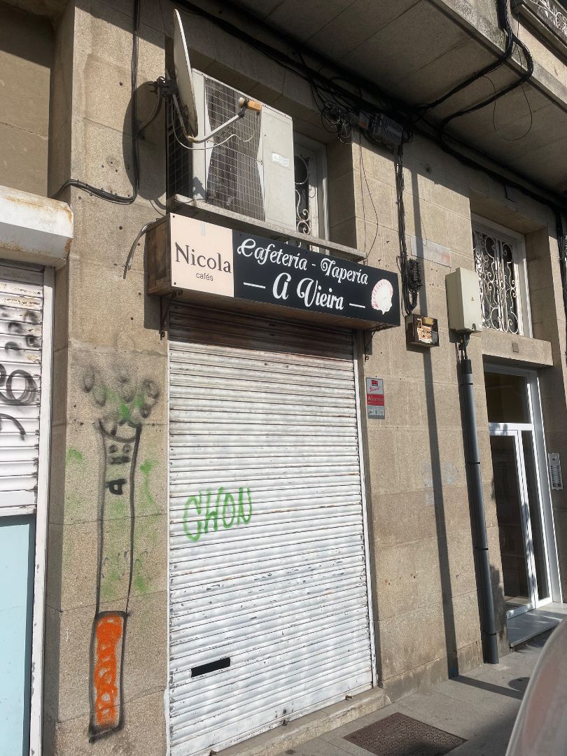 Commercial for sale in Vigo, Spain