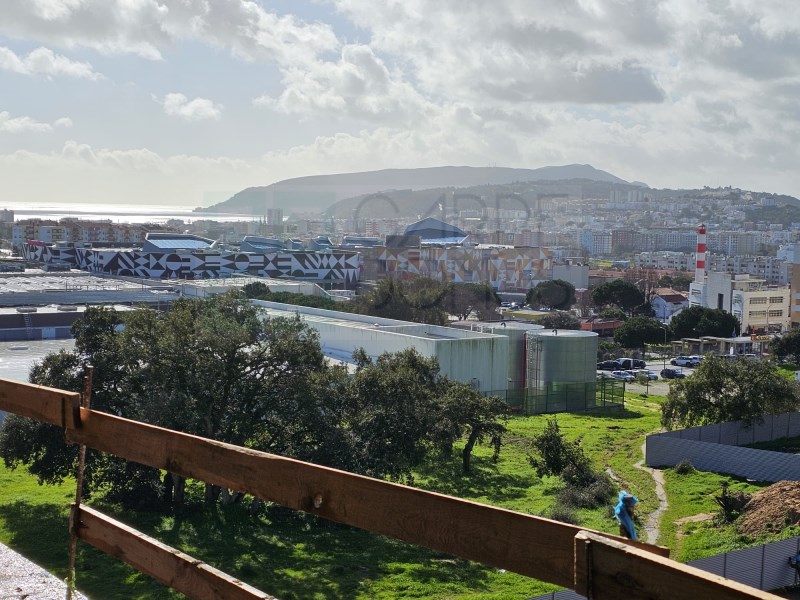 Excellent new 2 bedroom flat in Setúbal