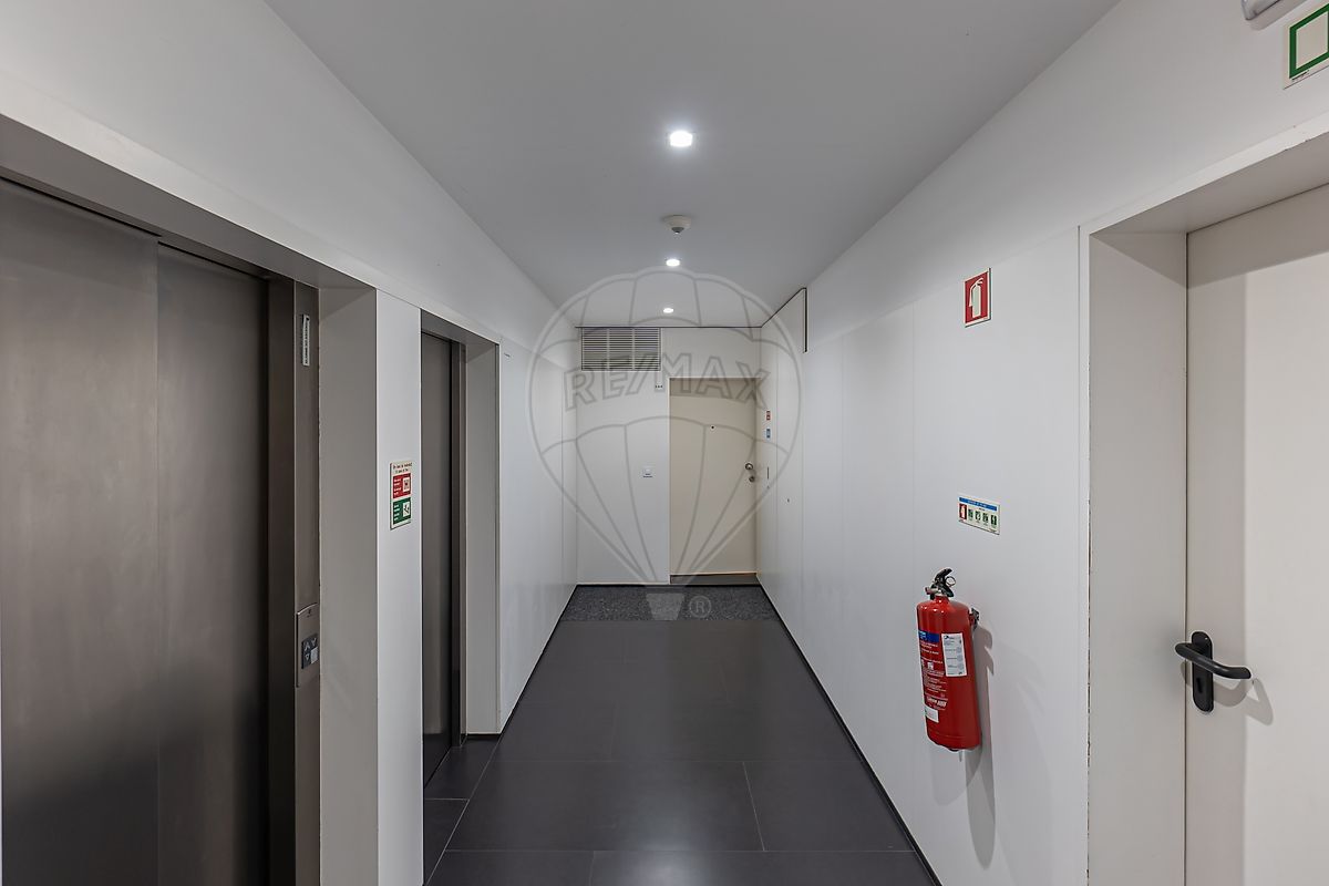 Condo for sale in Arcozelo, Portugal