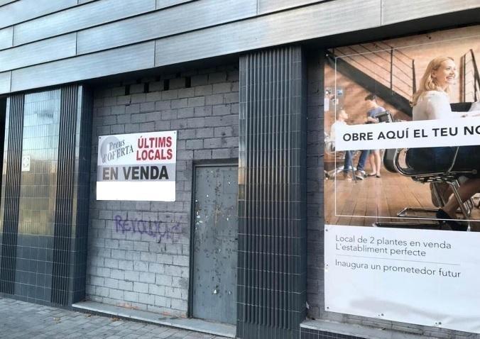 COMMERCIAL PREMISES WITH DOUBLE HEIGHT, TO BE RENOVATED