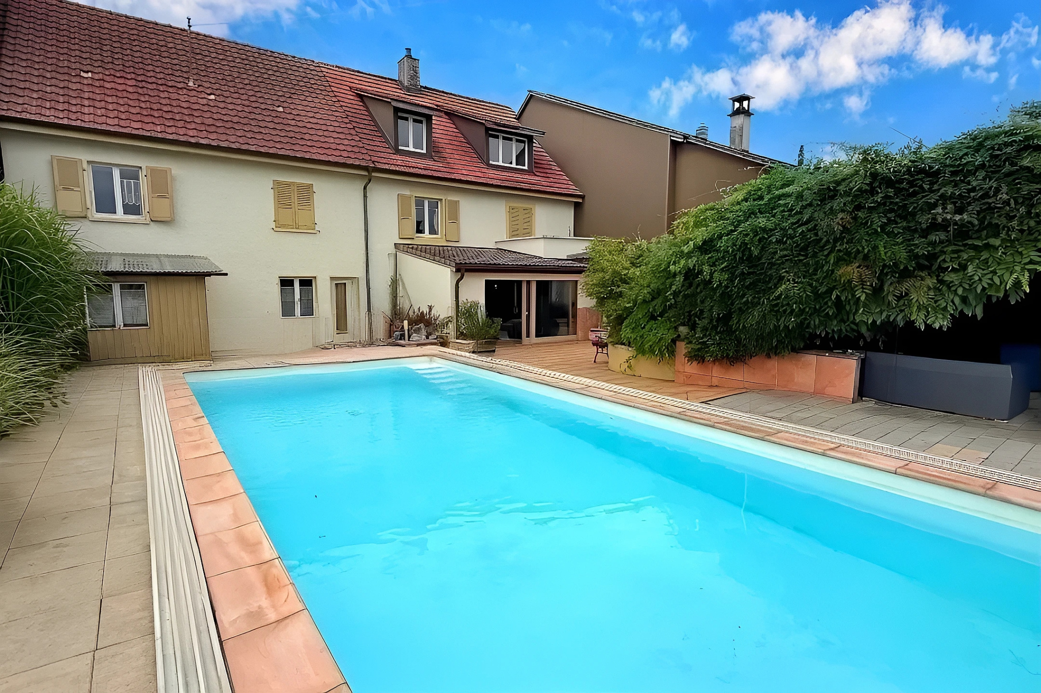 The ideal home for large families and big projects