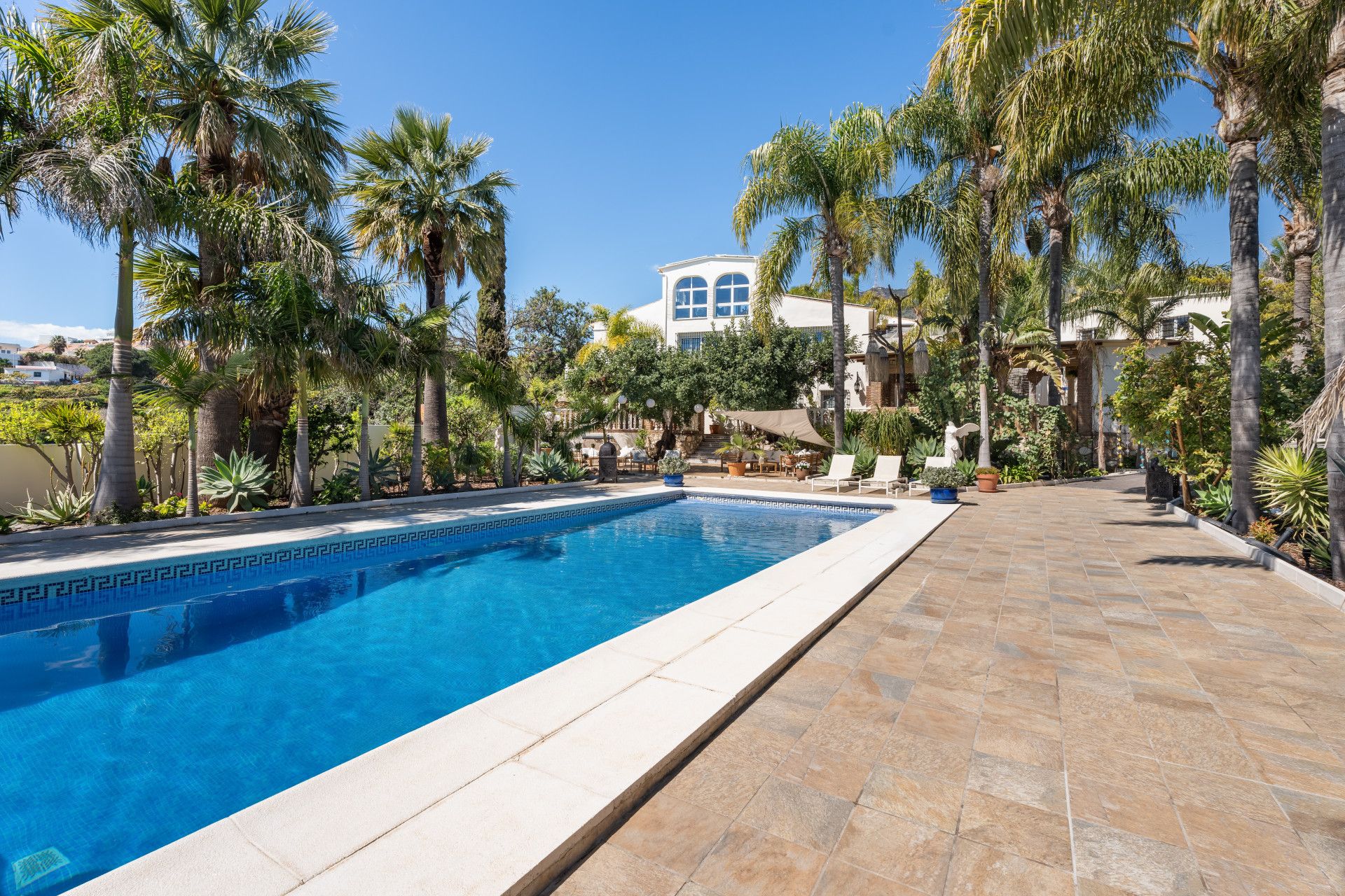 Commercial for sale in Municipality of Benalmádena, Spain