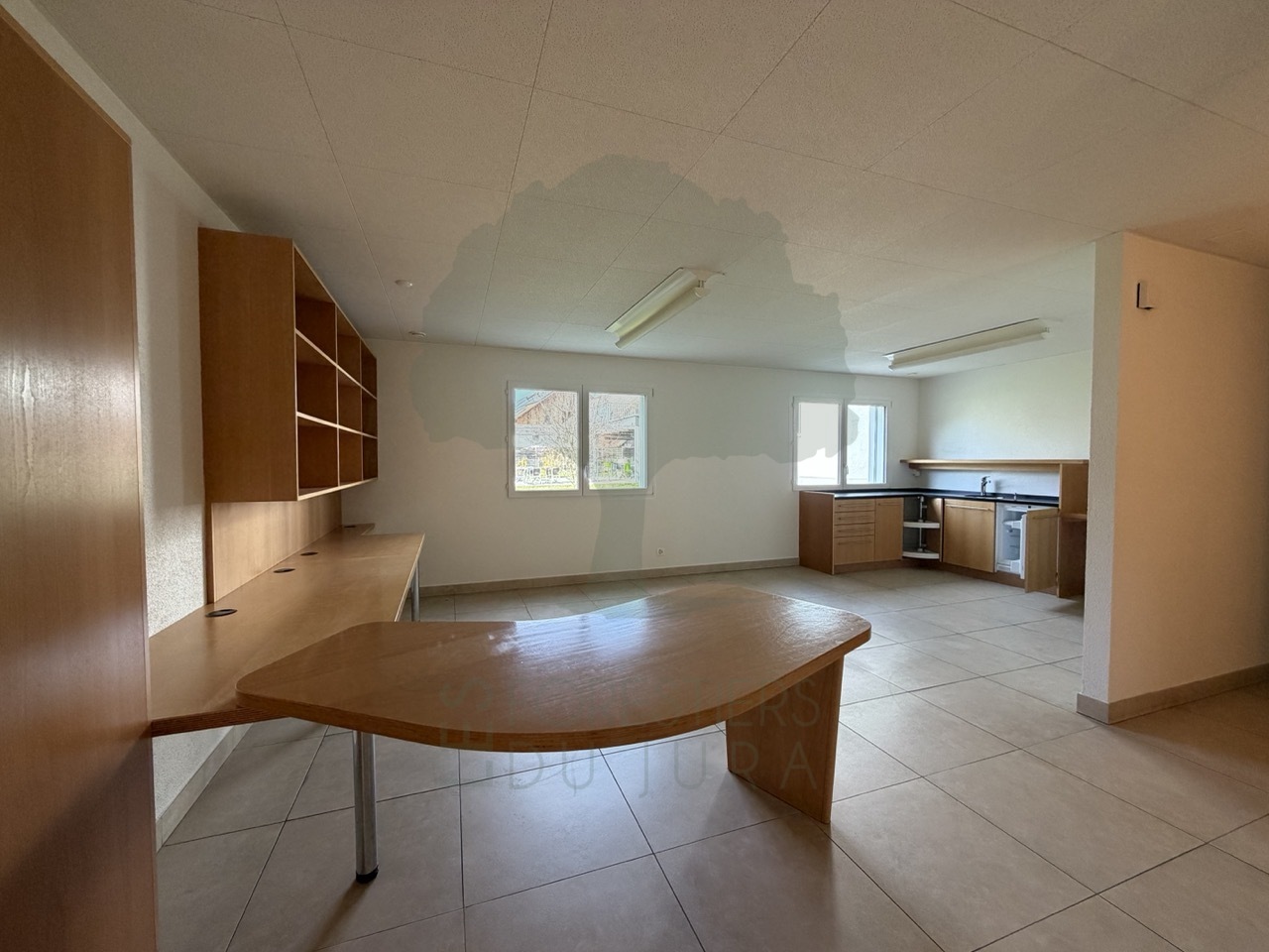 176 m² medical practice on the ground floor – Courfaivre