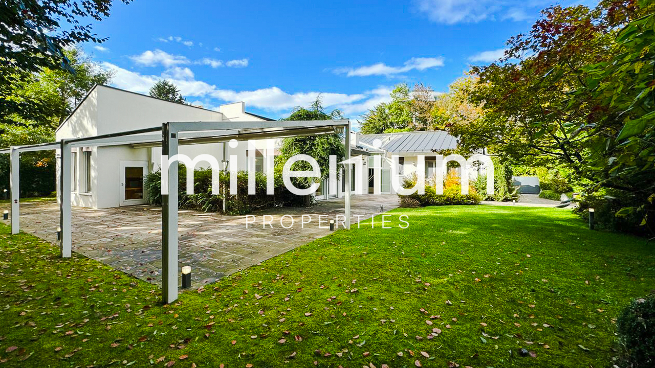 Beautiful mansion 8P in Goms