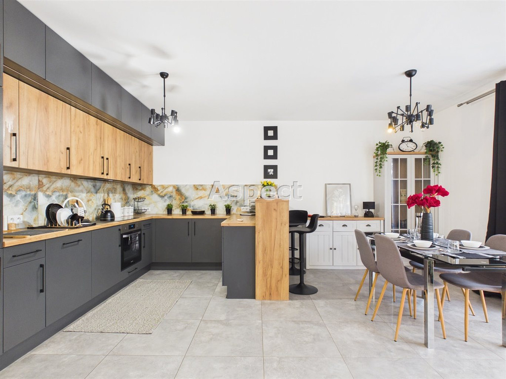 Home for sale, mazowieckie wołomiński (Marki, Poland)