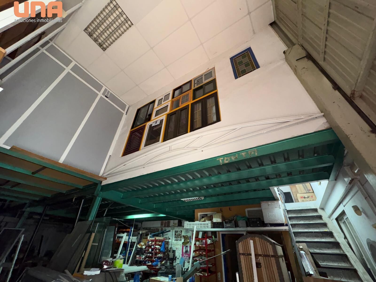 Industrial Warehouse in Polígono de las Quemadas for Sale. Excellent Location