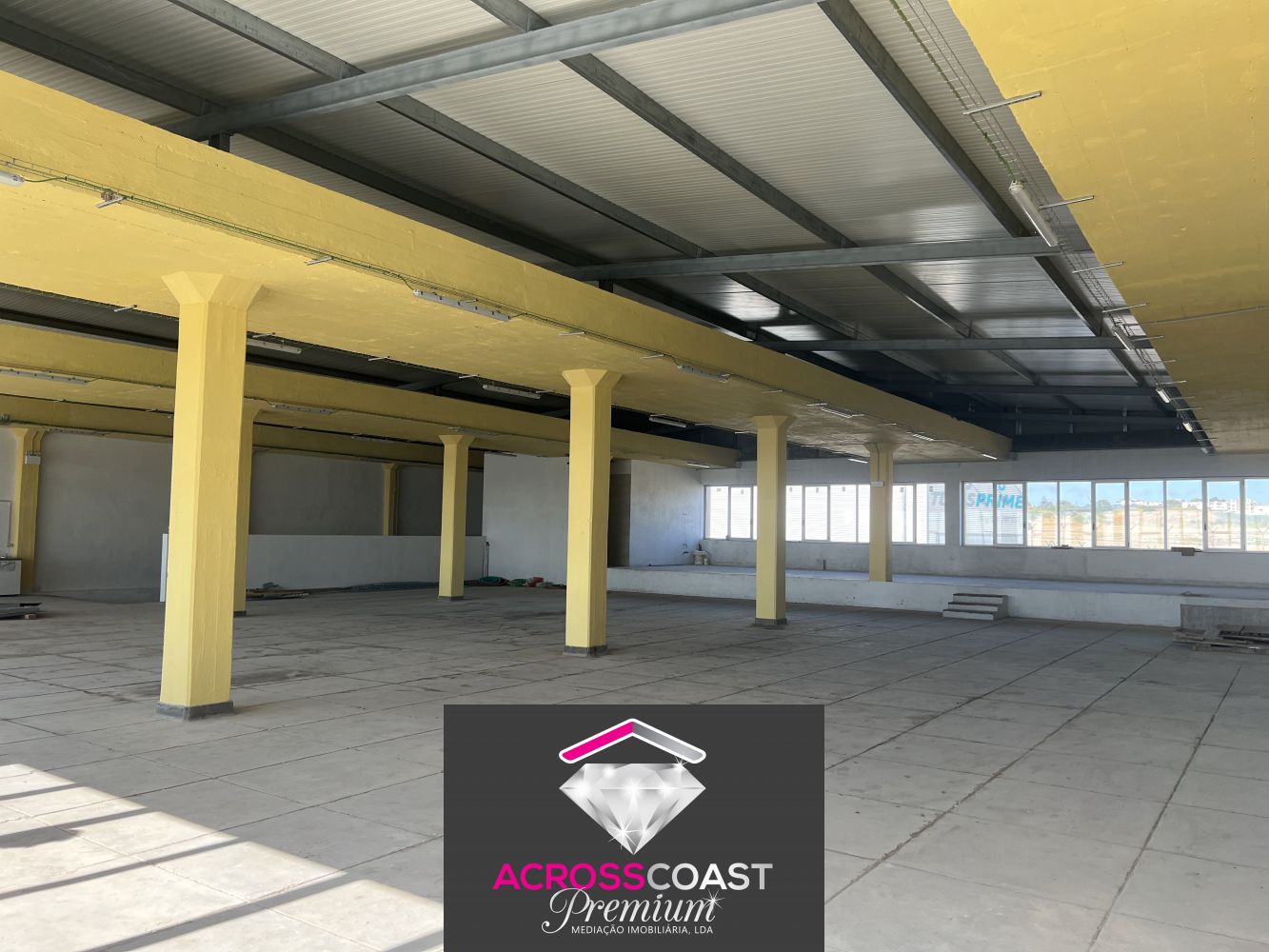 Warehouse near Airport 750 m2