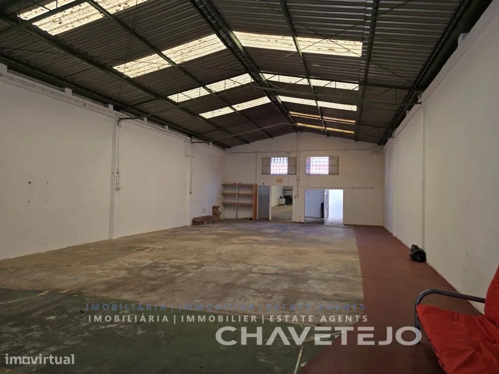 Commercial for sale, Santarém (São João Baptista, Portugal)
