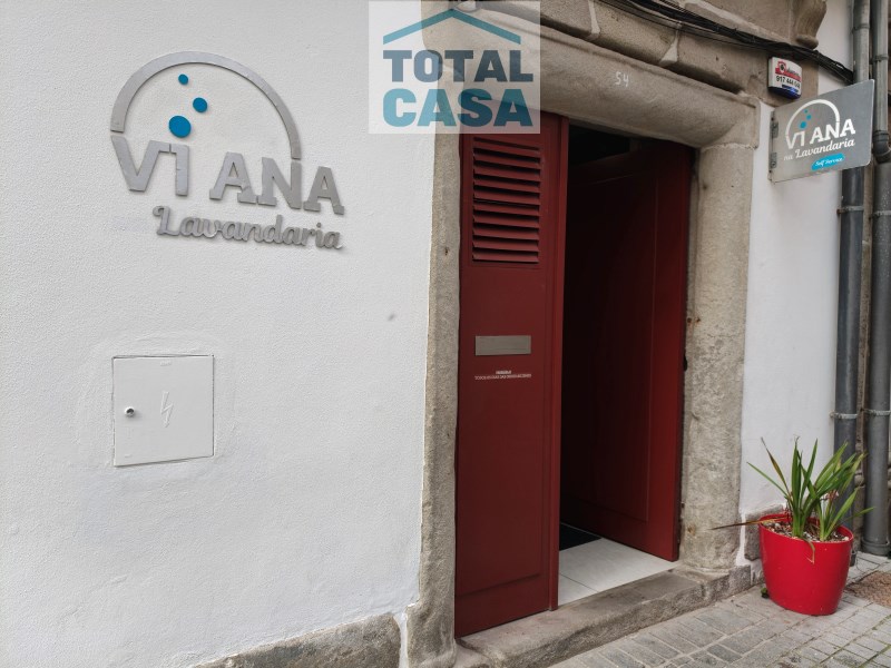 SELF-SERVICE LAUNDRY HISTORIC CENTER OF VIANA DO CASTELO
