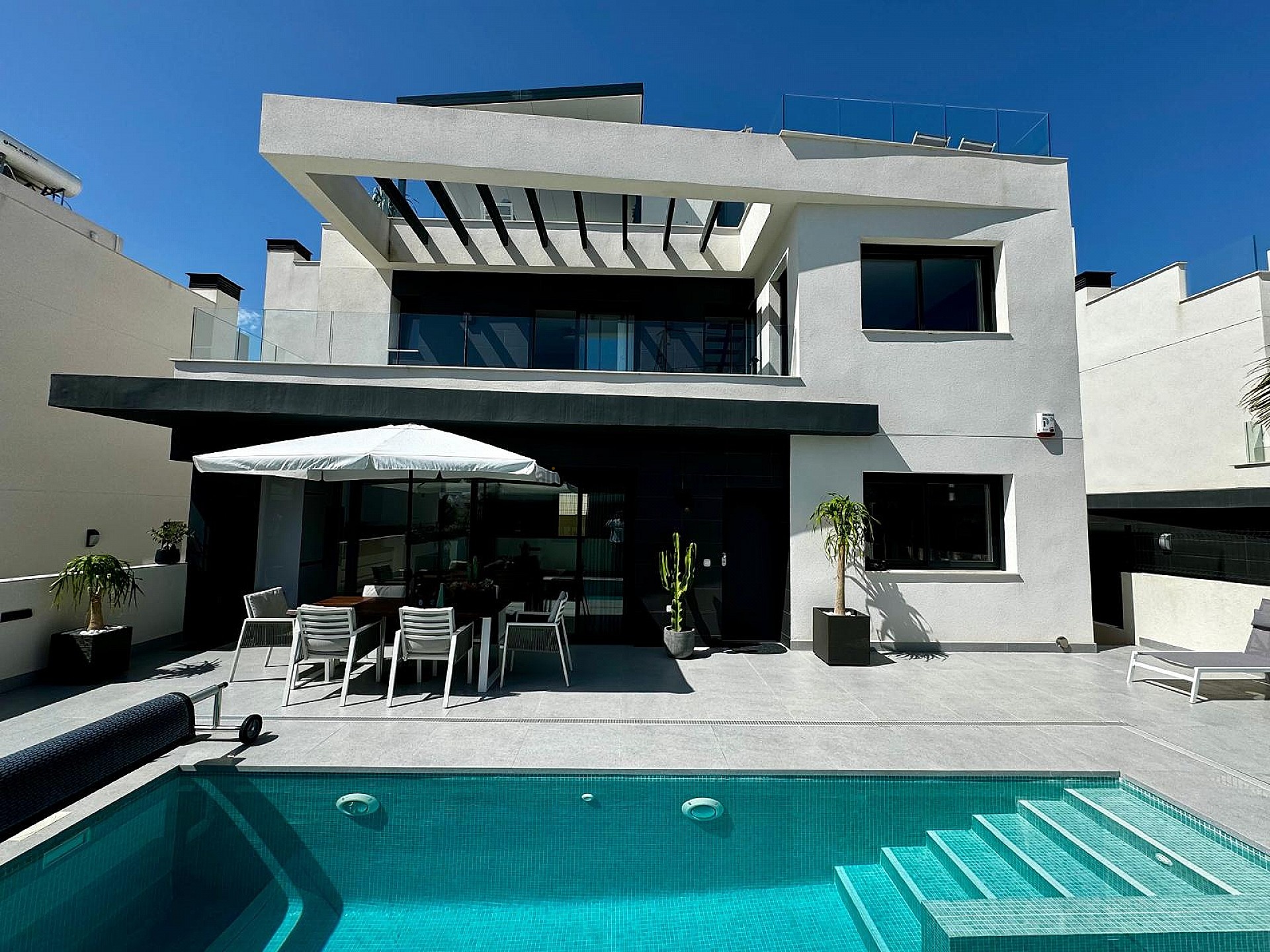 Home for sale in Algorfa, Spain