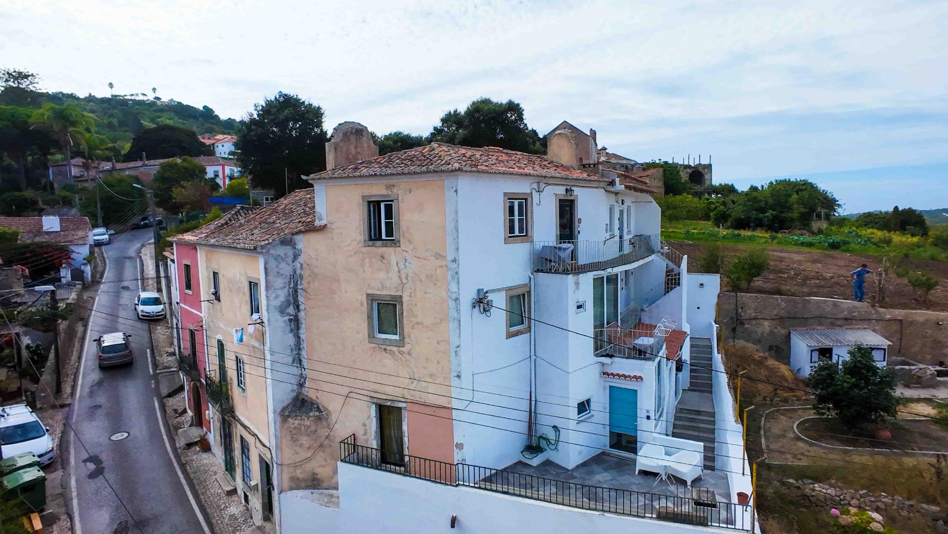 Building for Short-Term Rental in Colares