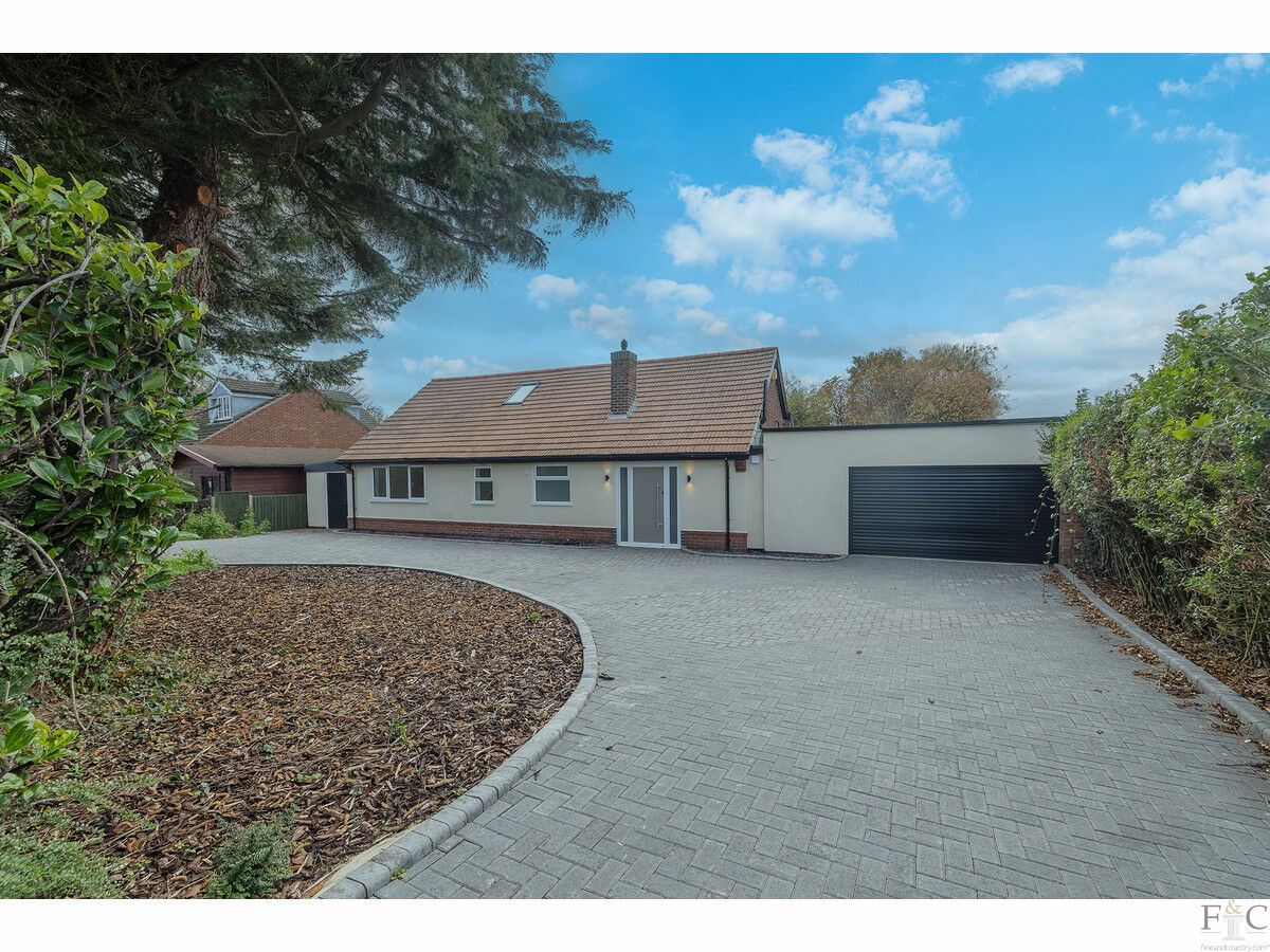 Detached House: for sale in Tilton On The Hill Leicestershire