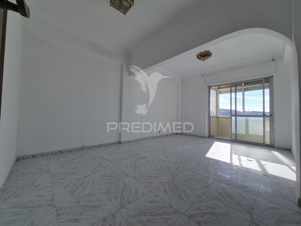 2 Bedroom Apartment - Agualva