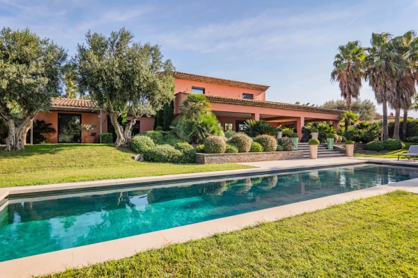 Superb property within walking distance of the village