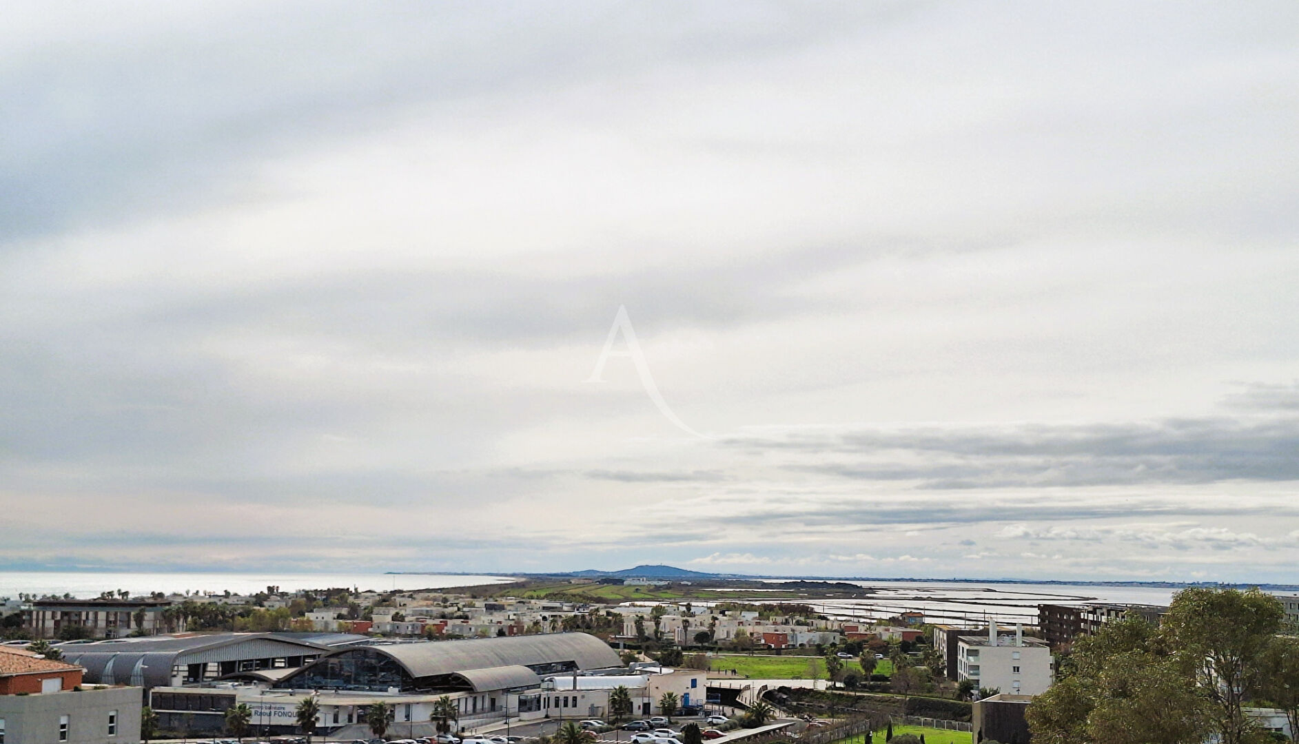 Condo for sale in Sète, France