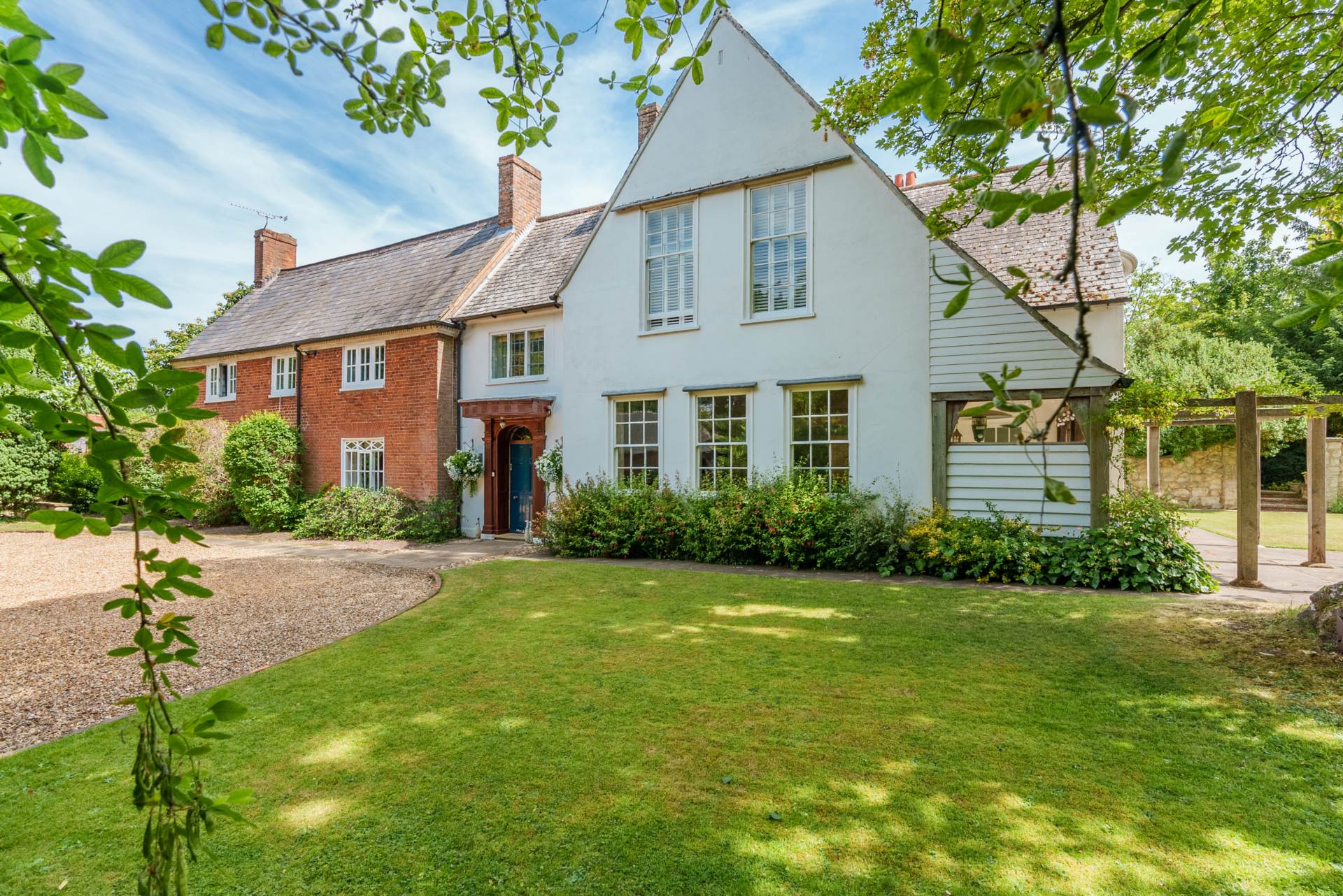 House: for sale in Whitchurch Aylesbury