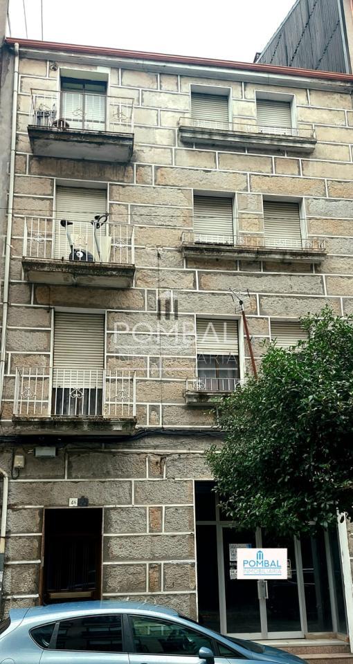 SALE OF BUILDING IN COUTO AREA