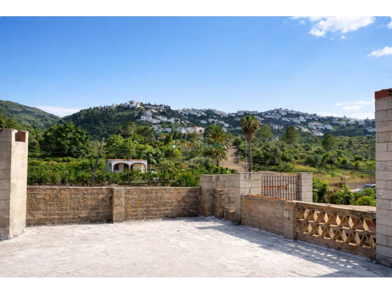 Country house for sale in Pego