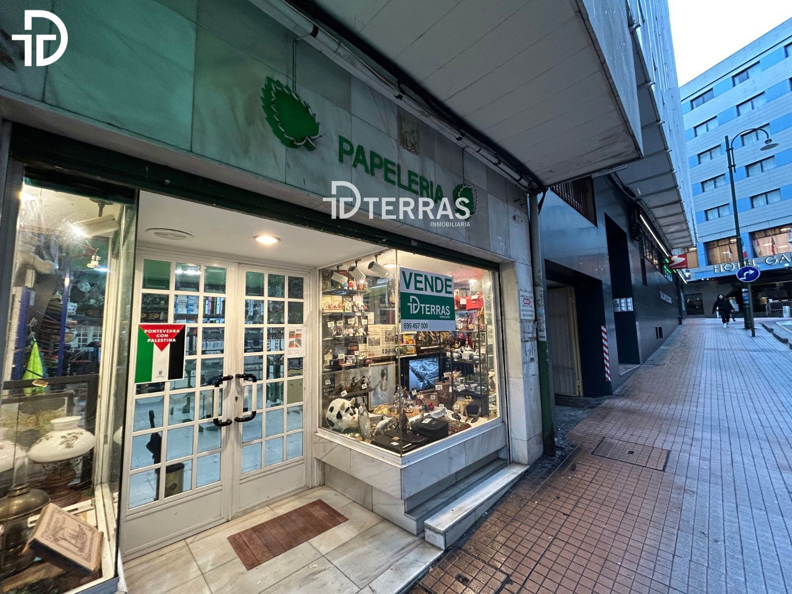 Commercial for sale in Pontevedra, Spain