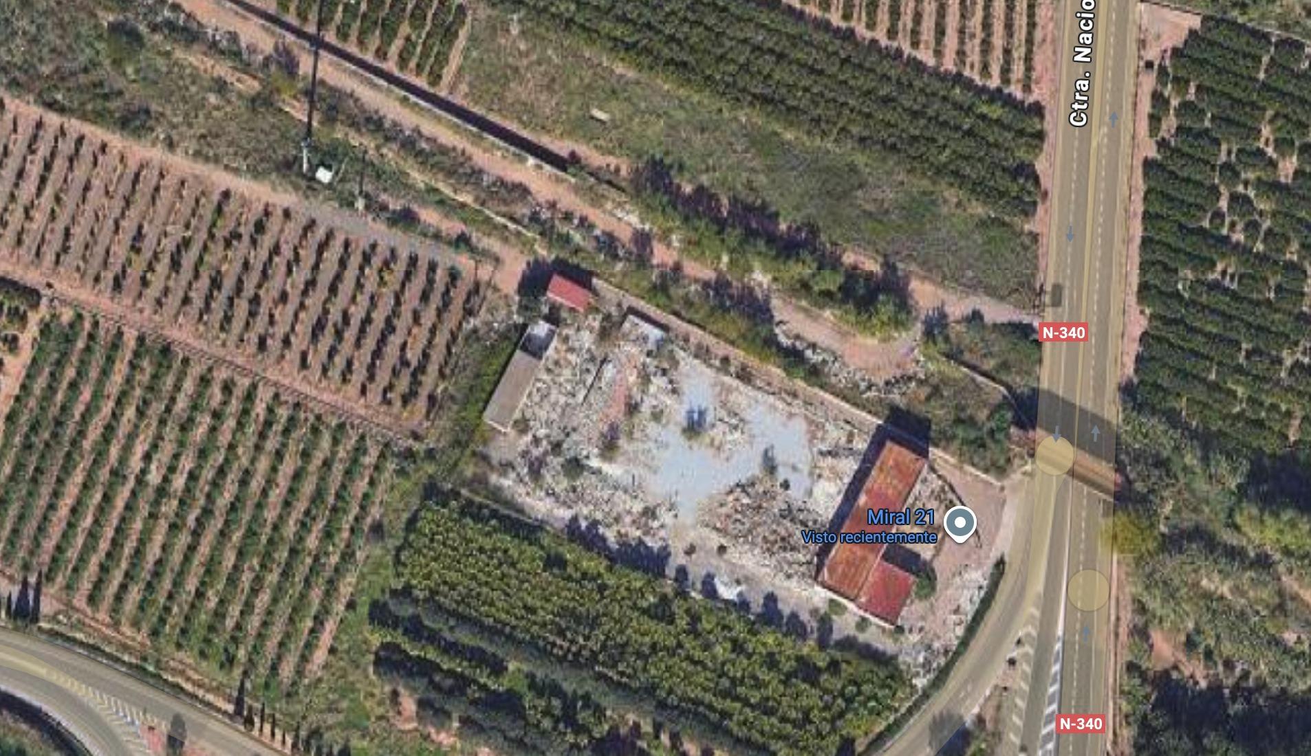 Ref. 8634 SALICO OFFERS LAND WITH CONSTRUCTION AT THE ENTRANCE TO SAGUNTO
