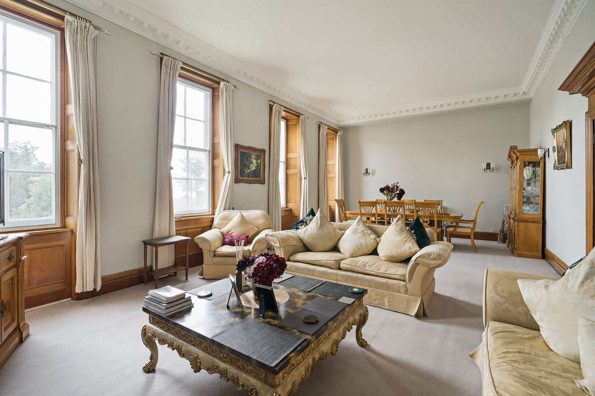 Apartment: for sale in Richmond