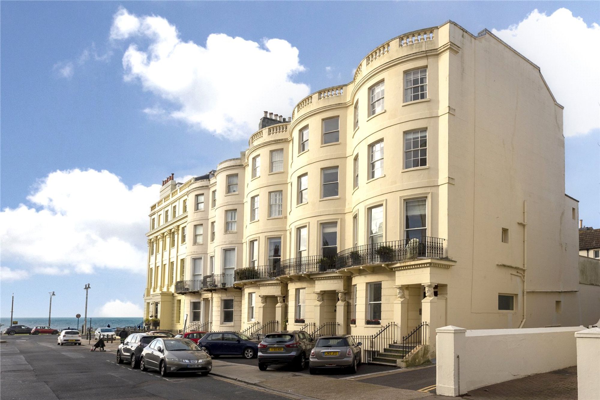 Flat: for sale in Hove Hove