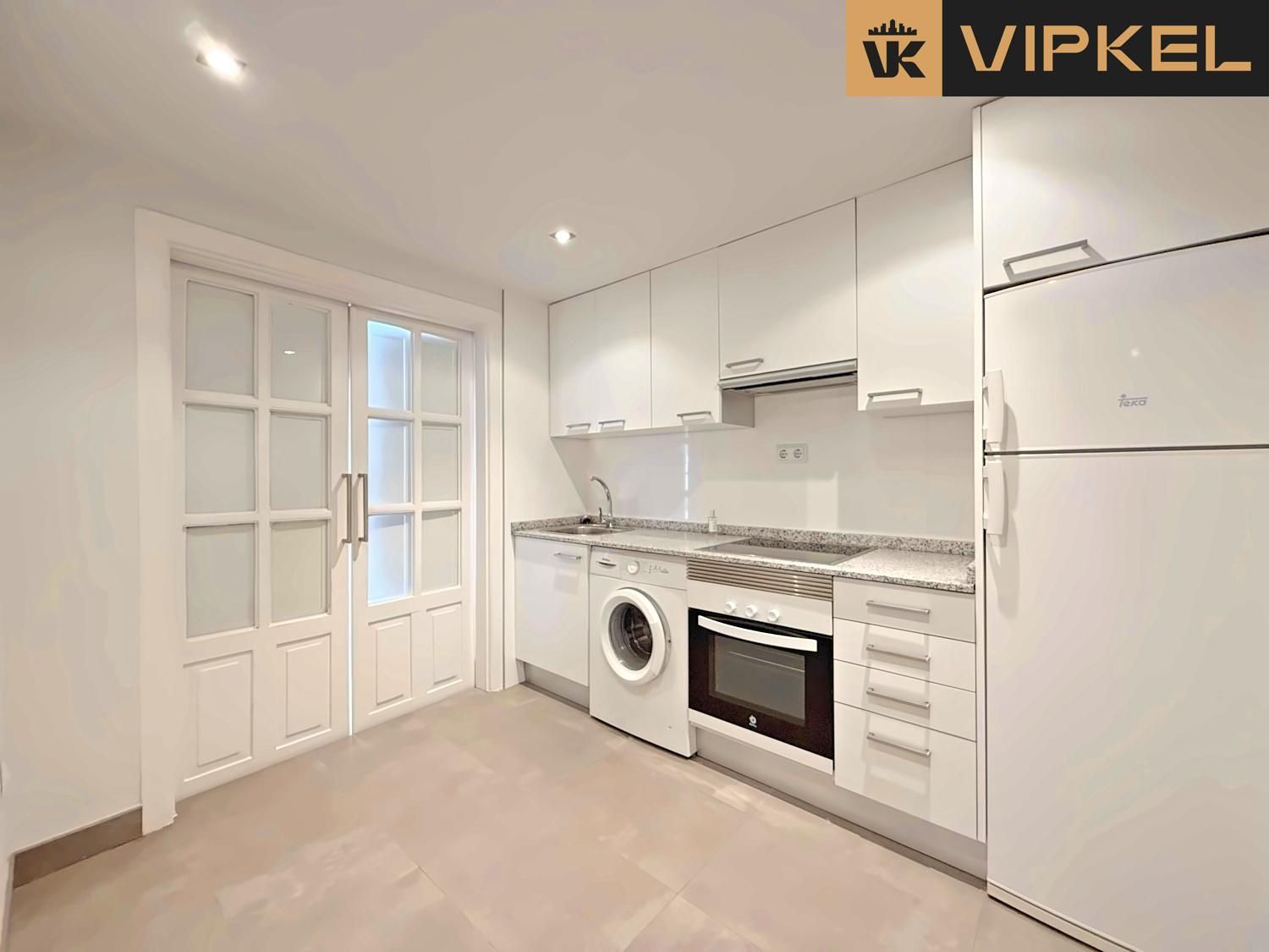 Building for sale in Santiago de Compostela, Spain