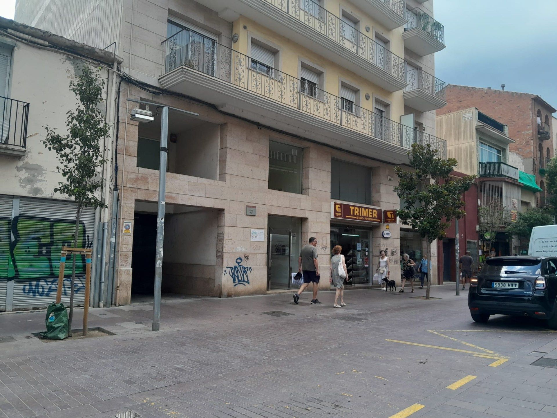 Commercial for sale in Montcada i Reixac, Spain