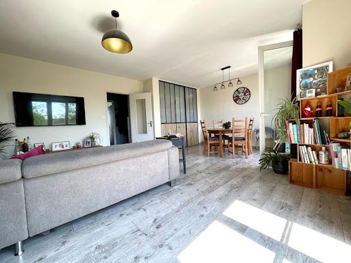 Condo for sale in Talence, France